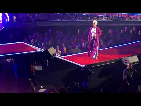 P!nk – Hustle, Live at the CHI Health Center Omaha, Omaha, NE (5/7/2019)