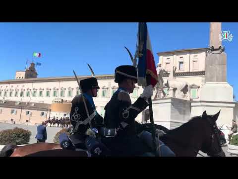 Video Cambio della Guardia per il 165º compleanno dellEsercito Italiano — Quirinale, Roma, 2 maggio 2026