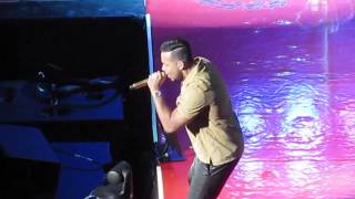 Romeo SANTOS - Mi Santa HD En Vivo Concierto 2015