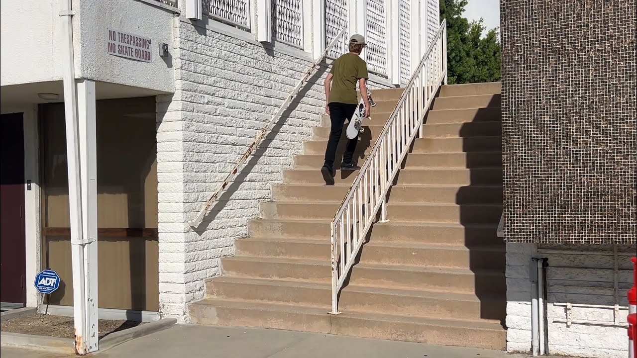 В поисках гигантской лестницы с Джеффом Дешесаром