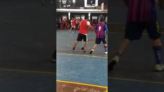 Ricardo Centurión A Las Piñas En Un Partido De Papi Fútbol