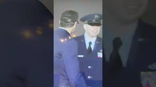 Pete Hegseth does Master Mason handshake #america #freemason #Illuminati #Petehegseth #Lionspaw