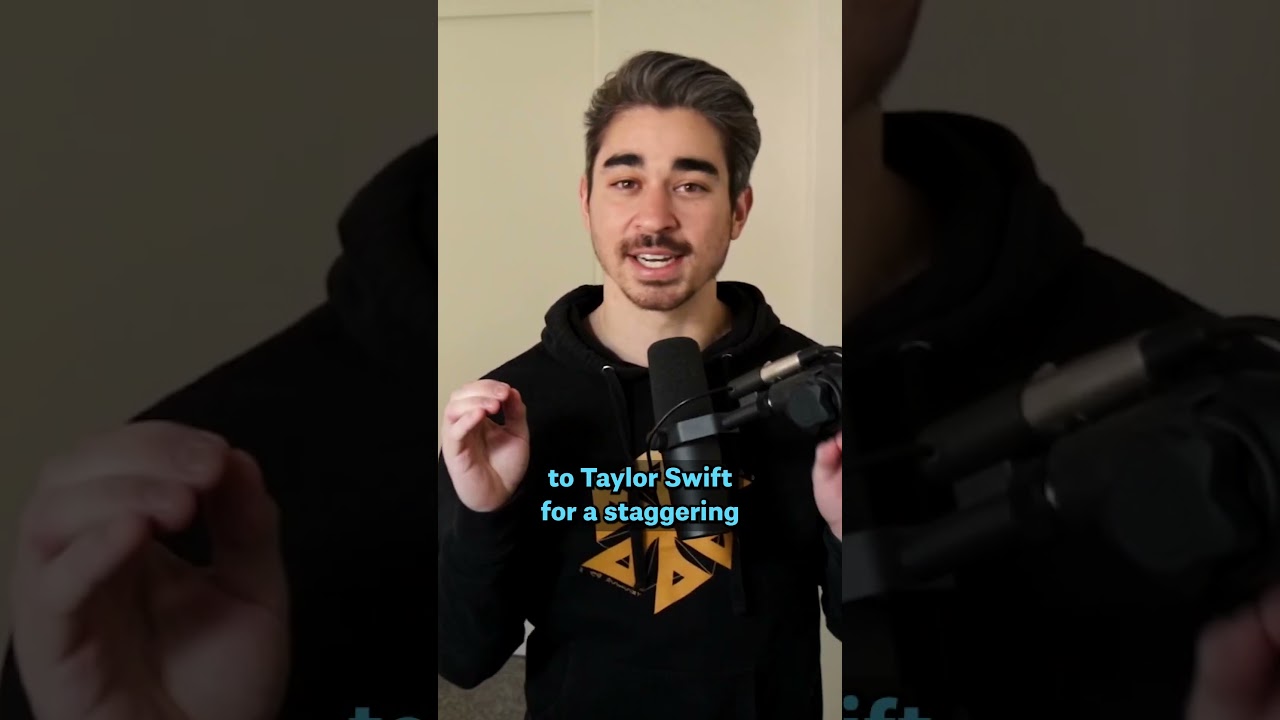 The BIGGEST Swiftie? 😳 #swiftie #taylorswift #musicnews