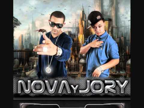 Nova & Jory Ft Daddy Yankee - Aprovecha