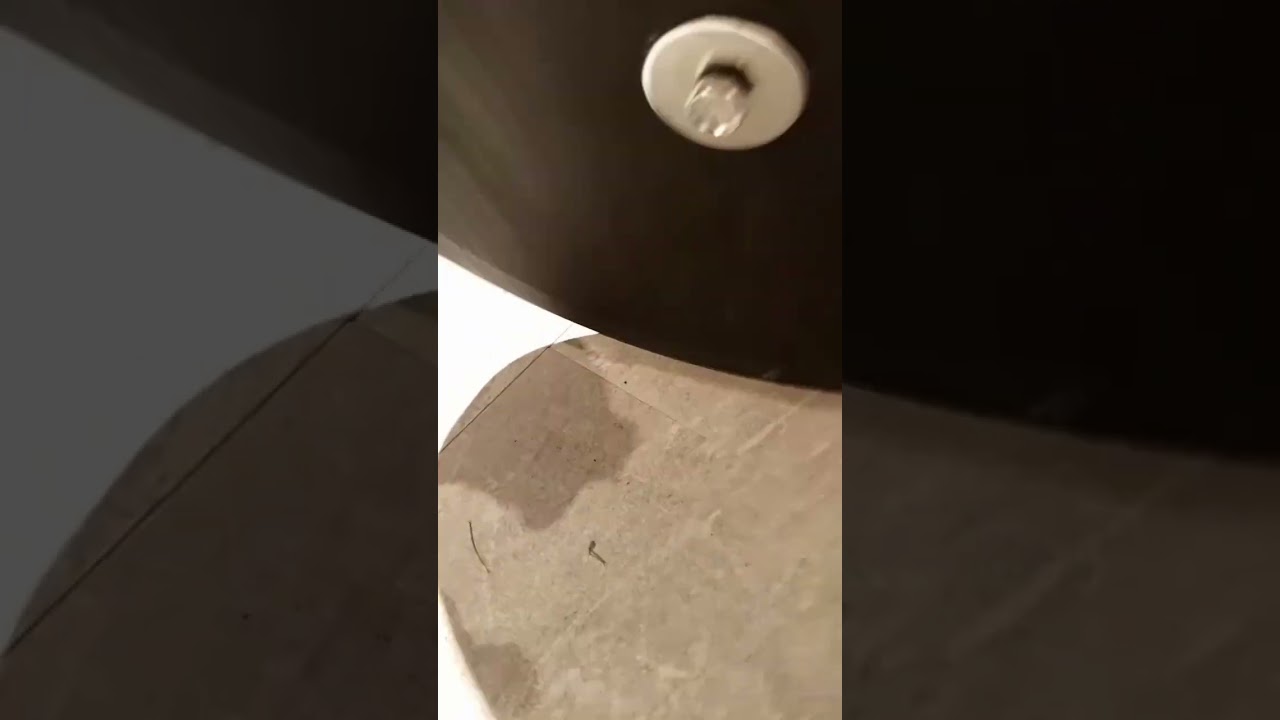 how to fix umbrella stand