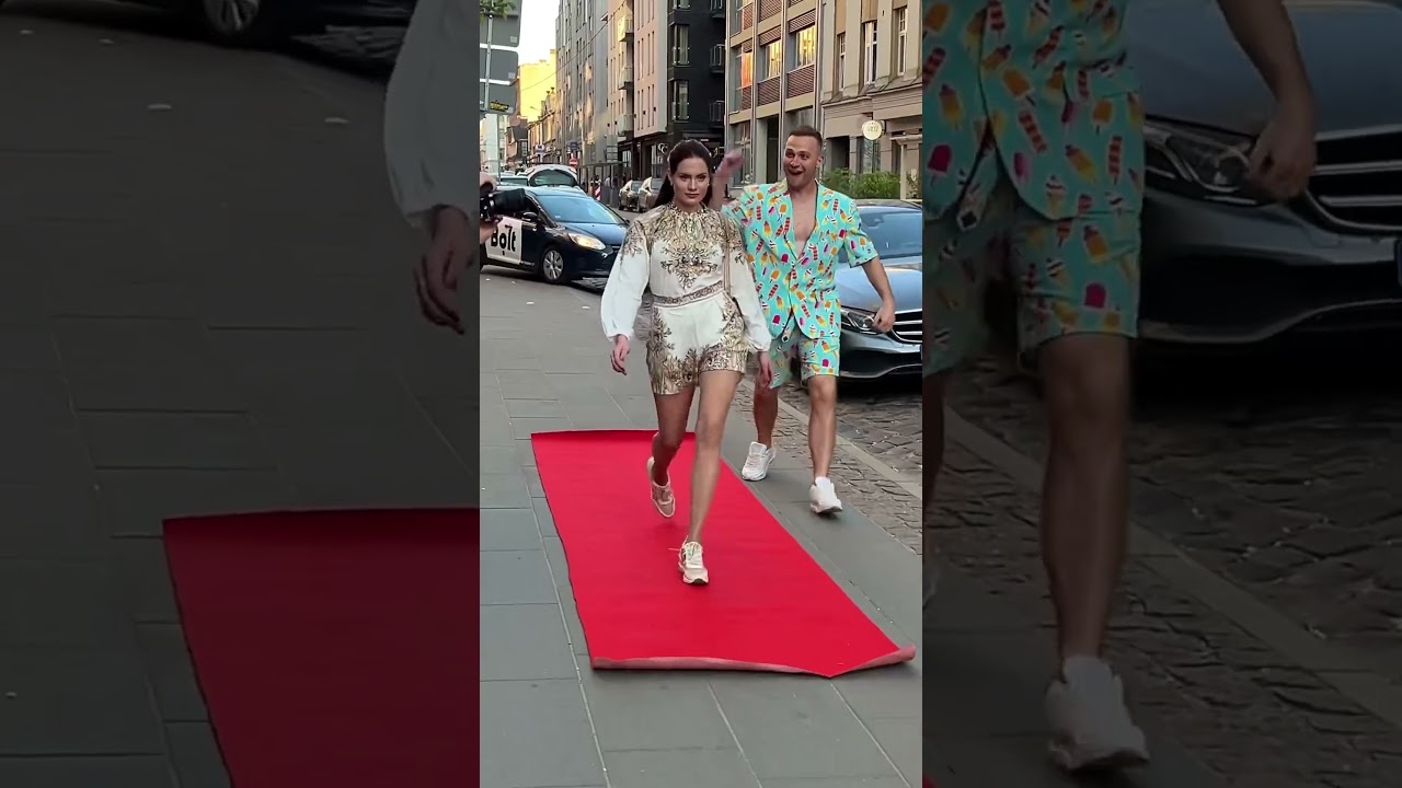 The red carpet is really just a magic spell to make everyone look🤩👌🏻 #redcarpetboy