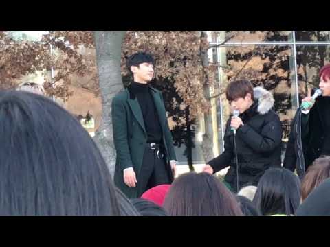 20161210 B1A4 '거짓말이야' 미니 팬미팅 - 진영, 섹시 포즈 -2