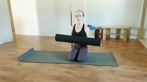 Back pain when inverting during pole dance? Technique + exercises to prevent pole dance invert pain