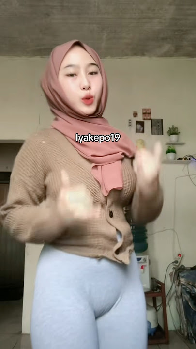 Jilbab pargoy tembem🤤#jilbab #hijab #jogedpargoy #trendingshorts #gemoy #tiktokfyp #shorts