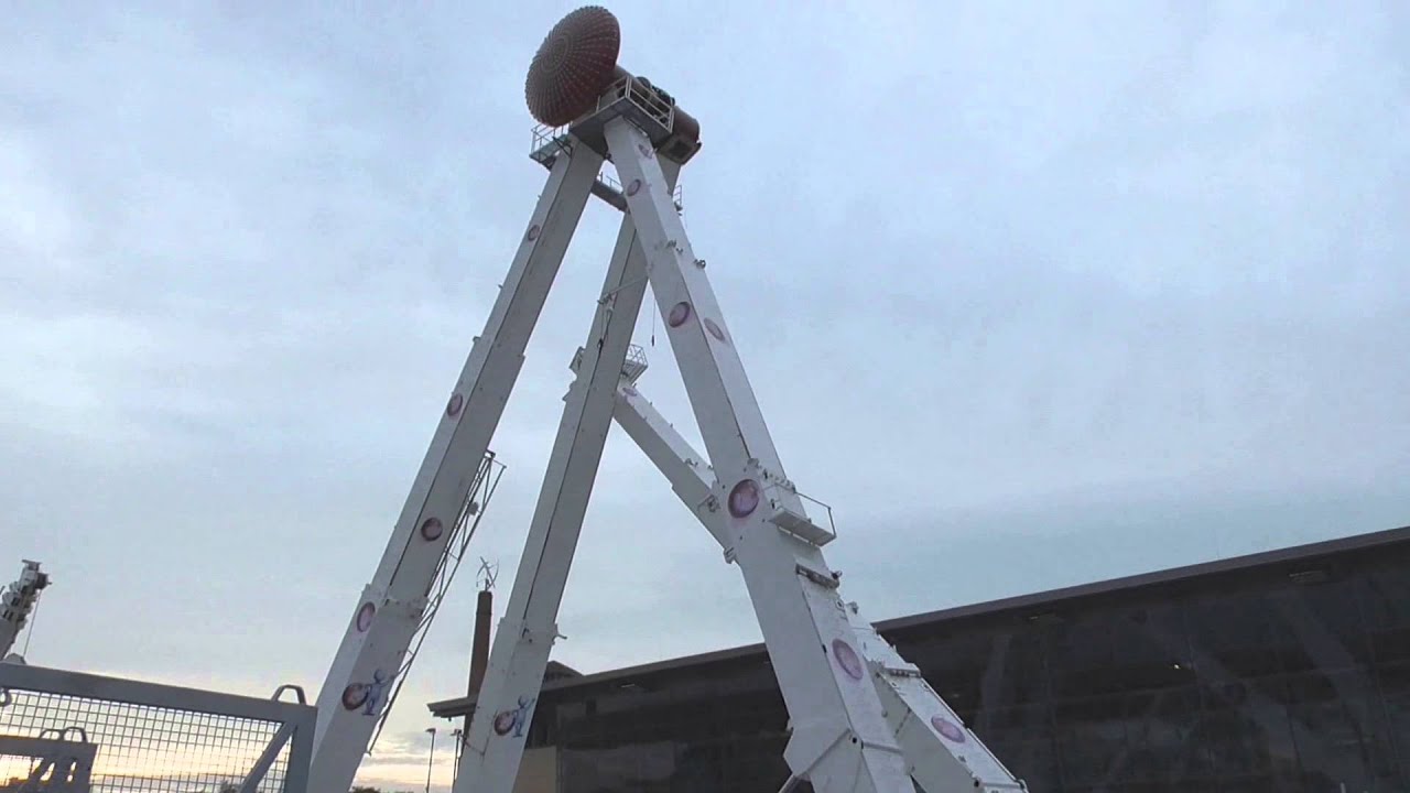 Riesenrad - Steiger (Aufbau 09.10.2014) [Bremer Freimarkt 2014]