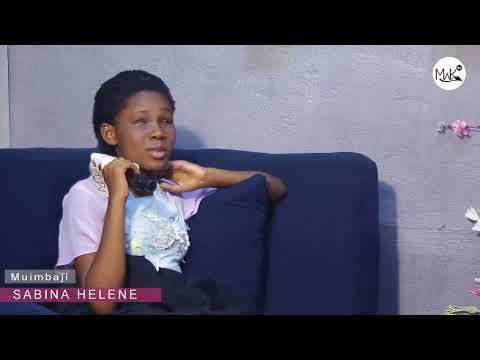 BINTI MWENYE UMRI MUDOGO NA MWENYE TAZIZO LA KUONA MACHO ANAYE MUIMBIA MUNGU UVIRA