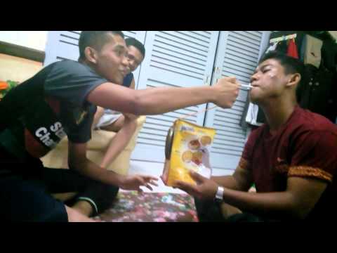 Budak baru nak isap rokok