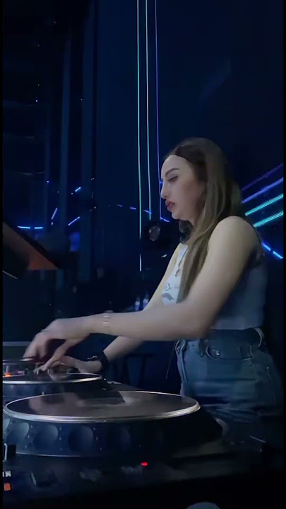 #dj2025 #dj #djcantik #remix #djcewek #dance #kumpulandj #djremix #djberkelas #beranda