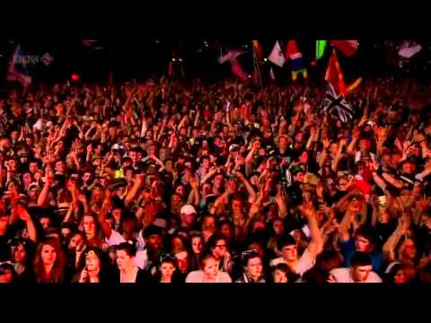 coldplay---god-put-a-smile-upon-your-face-[live-at-glastonbury]