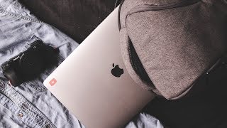 Whats in my Tech/Travel Bag 2018!