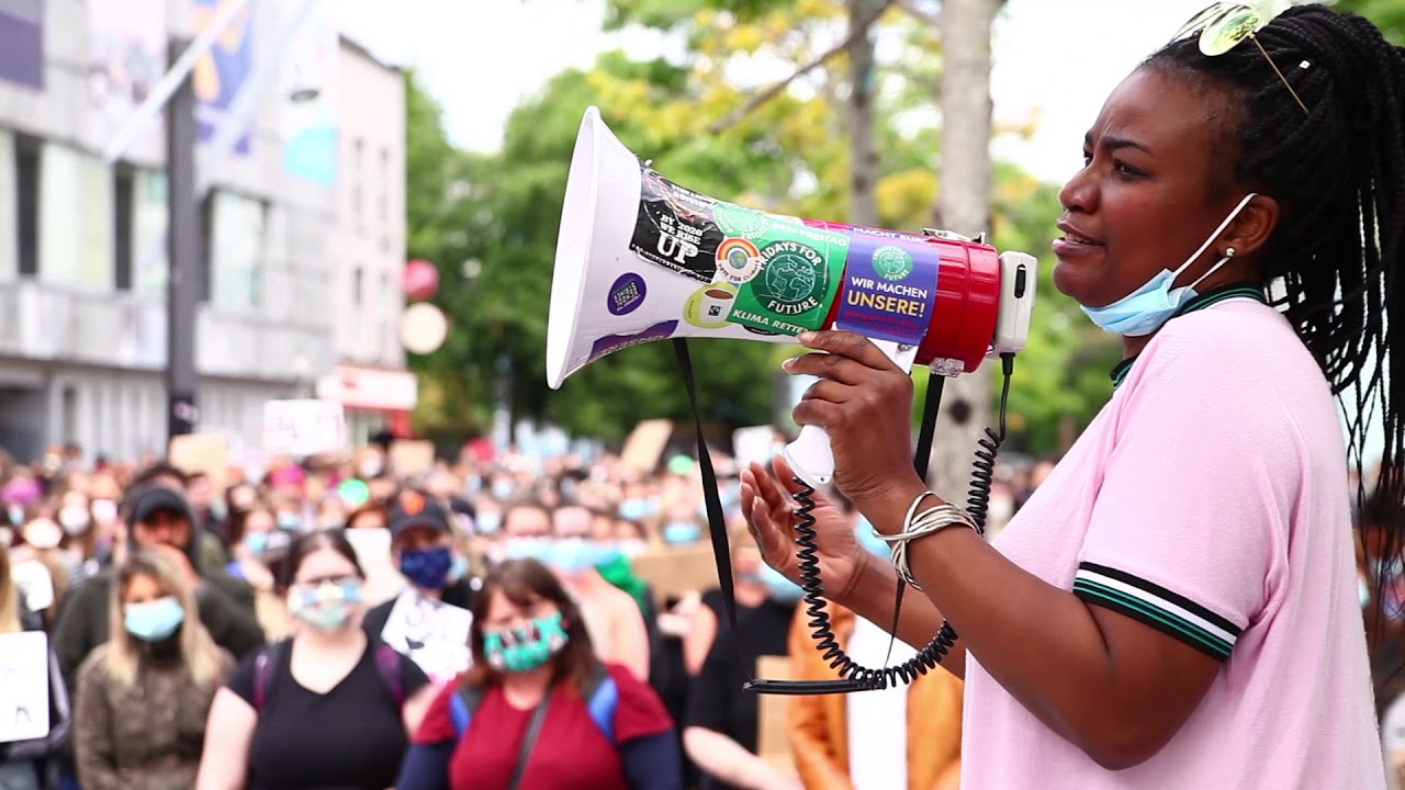 YouTube에서 BLM protest 08 06 20 Cork Unknown Speaker 05:32 보기 YouTube에서 BLM protest 08 06 20 Cork Unknown Speaker 05:32 보기