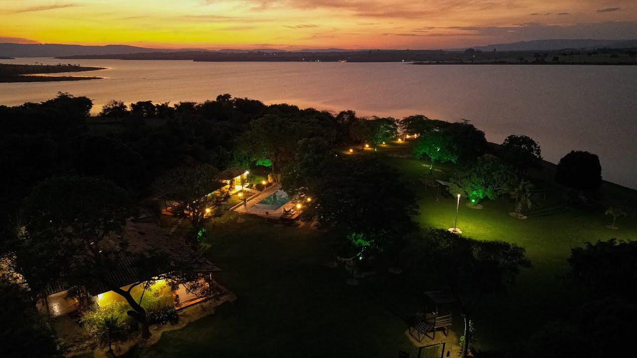 R$ 5.500.000,00 - MARAVILHOSO RANCHO- 11 SUÍTES - 20.000M² - PISCINA/SAUNA - GOURMET DELFINÓPOLIS/MG