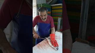 Can You Handle This Level Of Salmon Filleting Skill?