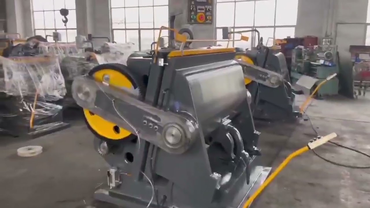 ZHENHUA ML Manual Die Cutting Crease Corrugated Carton box making ...