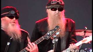ZZ Top - "Waitin' on the Bus/Jesus Just Left Chicago" - Live at Riverfest in Little Rock, Arkansas