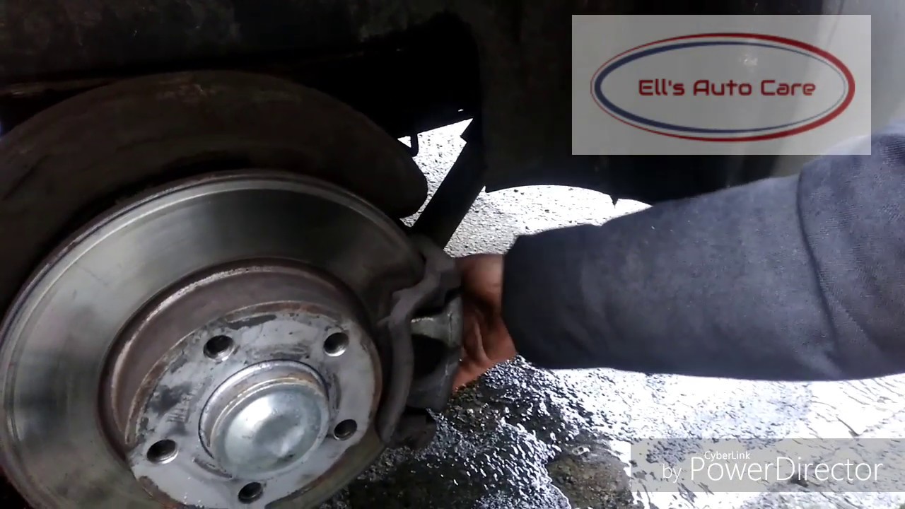 *How to* 20062014 Vauxhall / Opel Vivaro rear pads YouTube