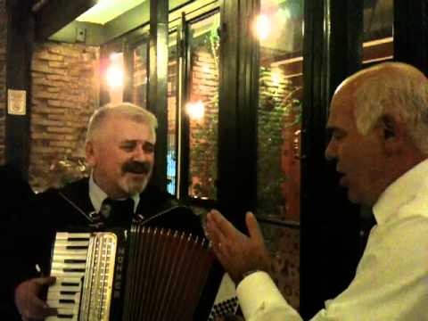 Kuşha Doğan 6 Aralık 2011 Taksim2.MOV