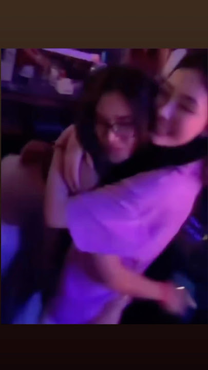 The best Meenbabe's kiss of all time😍 #meena #aoomtwp #meenbabe