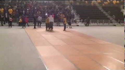 Xi sigma 2013 neophyte show