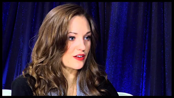 Show People with Paul Wontorek Interview: Laura Os...
