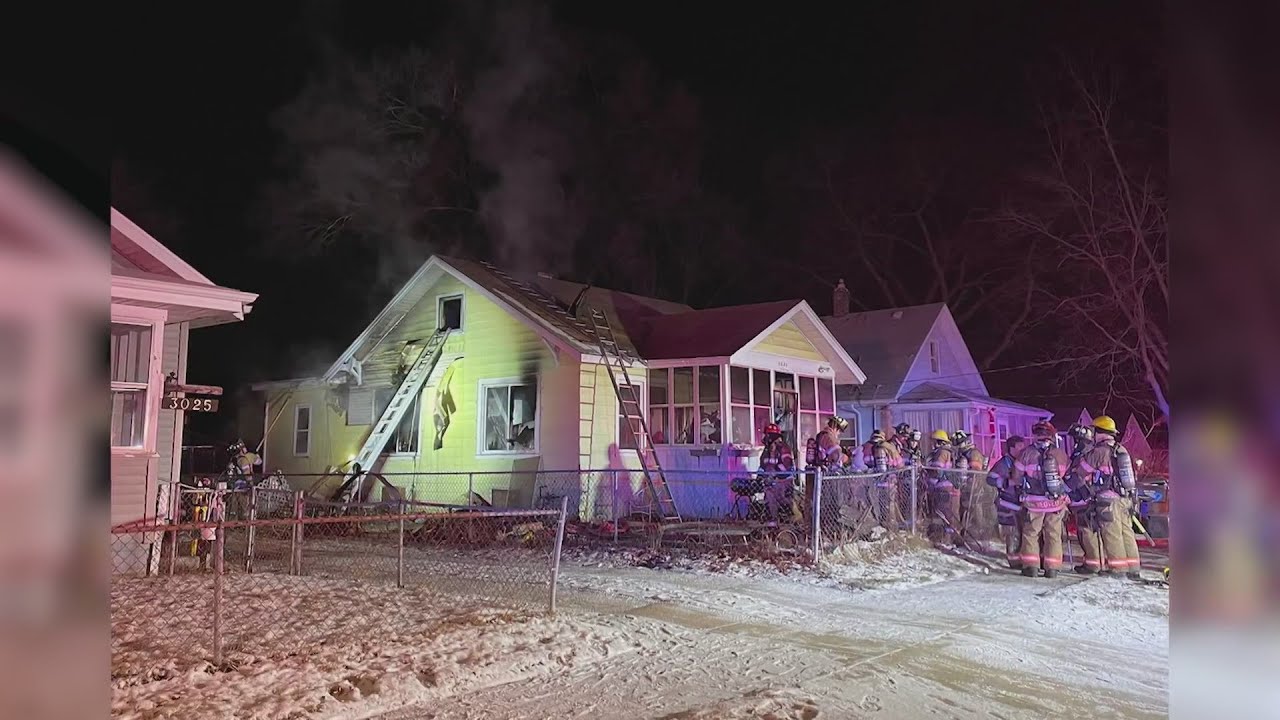 Child trapped in Rockford house fire fighting for life - YouTube