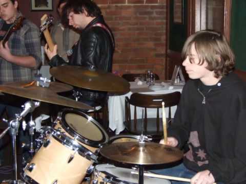 Windsor Station Pub Show.wmv