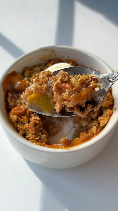 If you only have ONE peach left, make this HEALTHIER peach crisp! #peaches #shortscooking