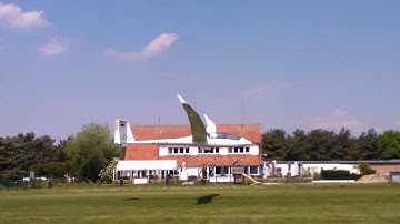 Schempp Hirth Arcus M Landing @ EBKH (keiheuvel)