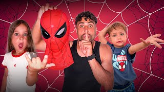 SPIDER-MAN PRANK 🕸️🕷️😱