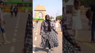 Download Lagu SHAADIYA SHARAF IYO KHADAR KEYOW BAASHAAL NOT EASY ILA DAAWO MP3