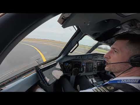 WHAT DOES A PILOT SEES ON TAKE OFF?? ATR 72-600 Start Up And Takeoff Bucharest Airport RWY 26R