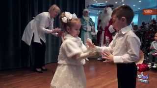 Полька. Детский Новогодний праздник в Кидс Галакси (Kids Galaxy). Москва 2014. SEMENViDEO Полька. Детский Новогодний праздник в Кидс Галакси (Kids Galaxy). Москва 2014. SEMENViDEO