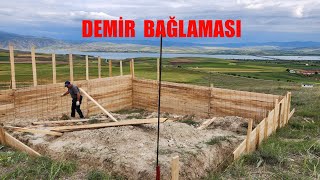 YENİ EVİMİZİN KALIP İÇİ DEMİRİNİ BAĞLAMAYA BAŞLADIK HER AŞAMASINI DİKKATLE YAPIYORUZ