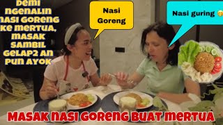 MERTUA BULE PERTAMA KALI MAKAN NASI GORENG