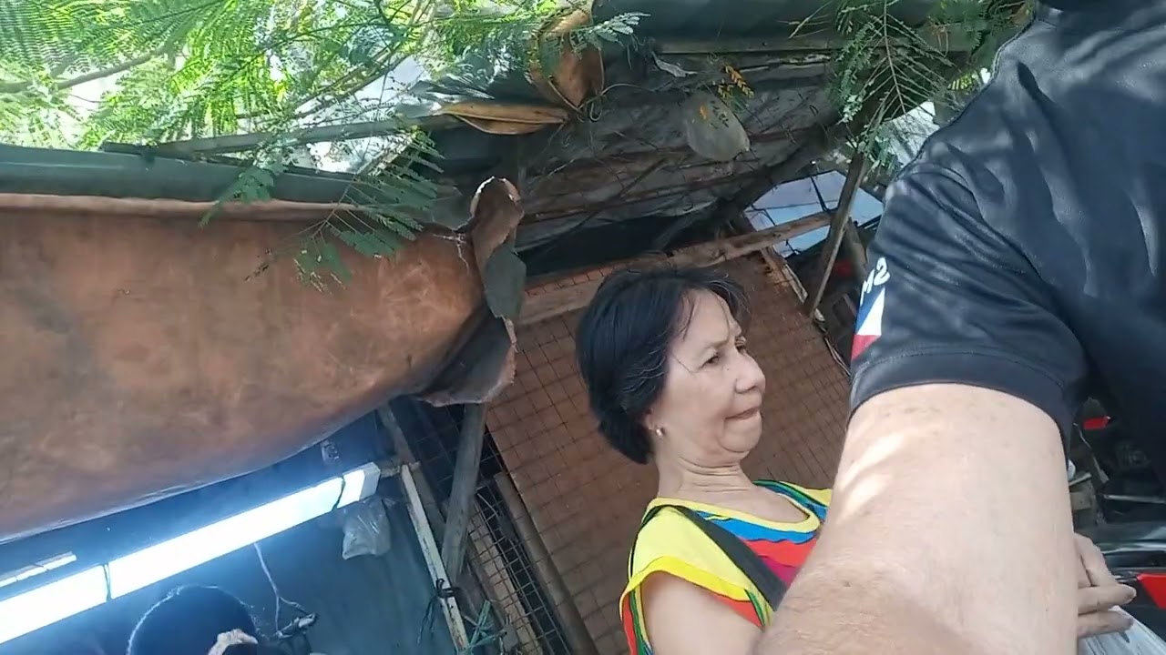 Bumili kaming saging sa talipapa 