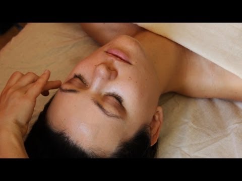 How to Give a Face Massage | Ayurvedic Massage