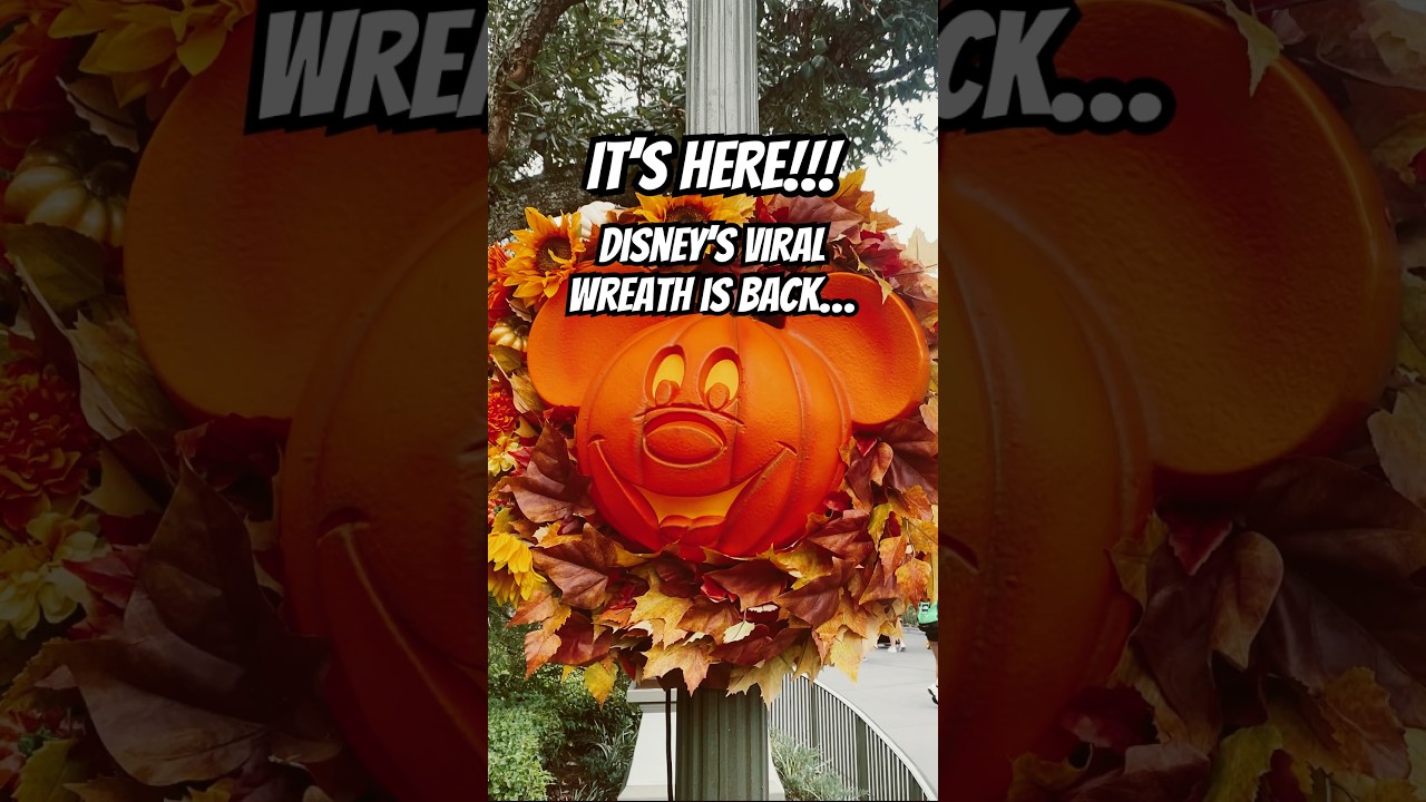 It’s a NEED! 🎃 Viral Halloween Mickey Wreath is BACK! 