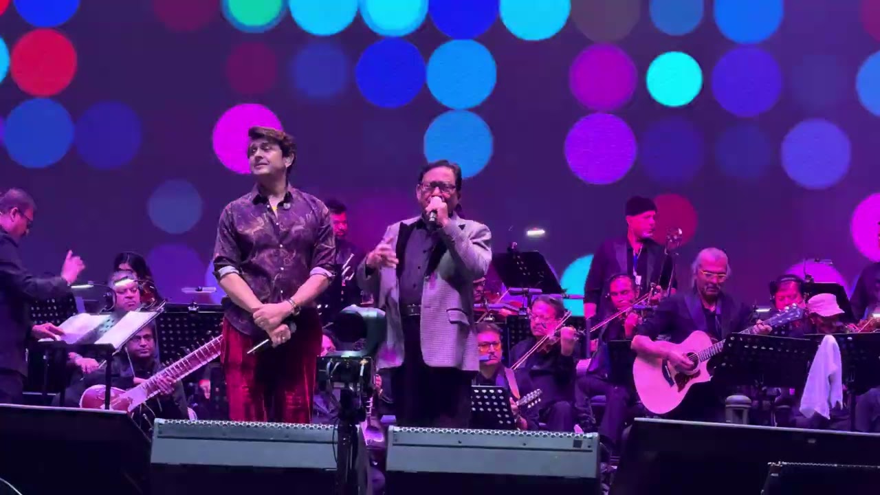 🎤 Sonu Nigam Live in Hamilton | Kya Hua Tera Waada with his father Agam Nigam| 2025