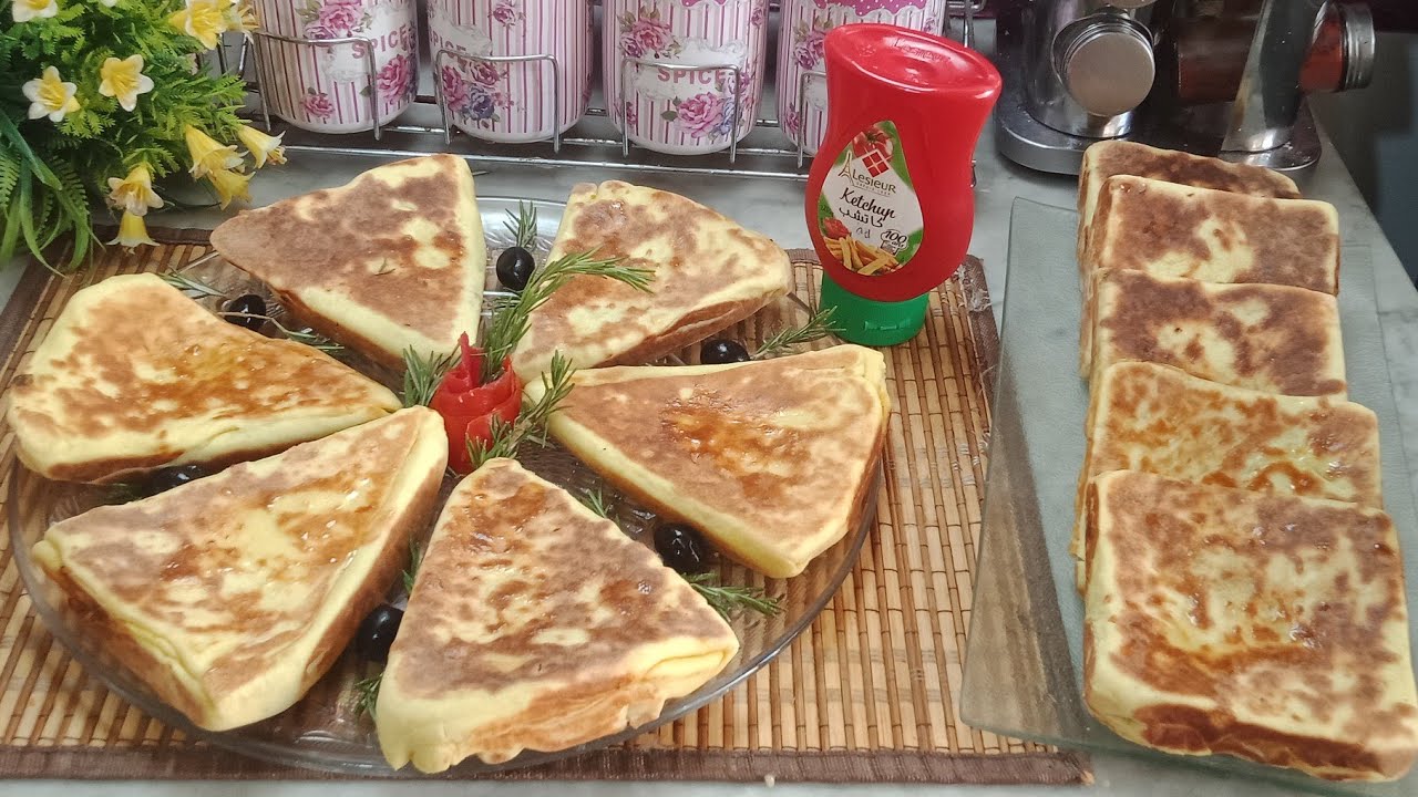 فطائر صيفية سريعة بدون تخمير بحشوة مميزة ولذيدة جدا لاتفوتكم روووعة. سلطانة الحلويات