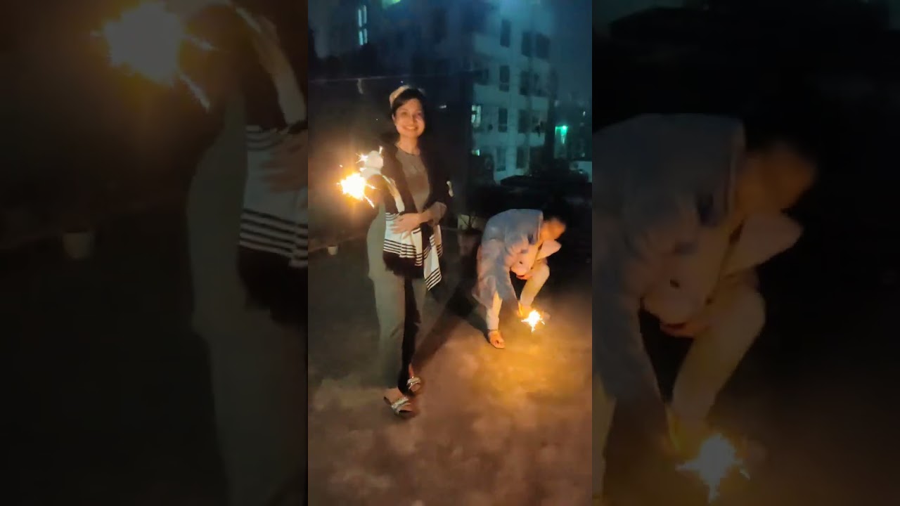 মানুষরূপী জানোয়ার না হলে কেউ এভাবে ছাদ থেকে আরেকজনের গায়ে আতশ ছুড়তে পারত না 😠