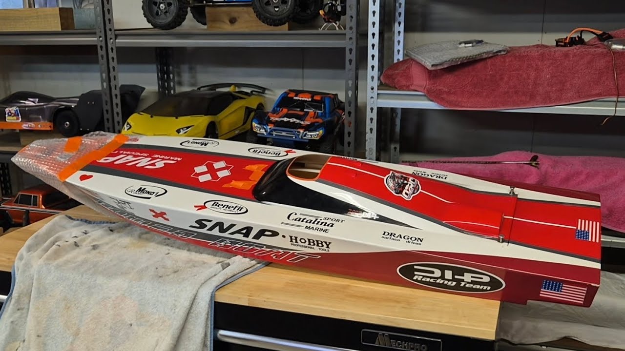 Dragon Hobby P1 Snap RC Boat Build - Part 1 - YouTube