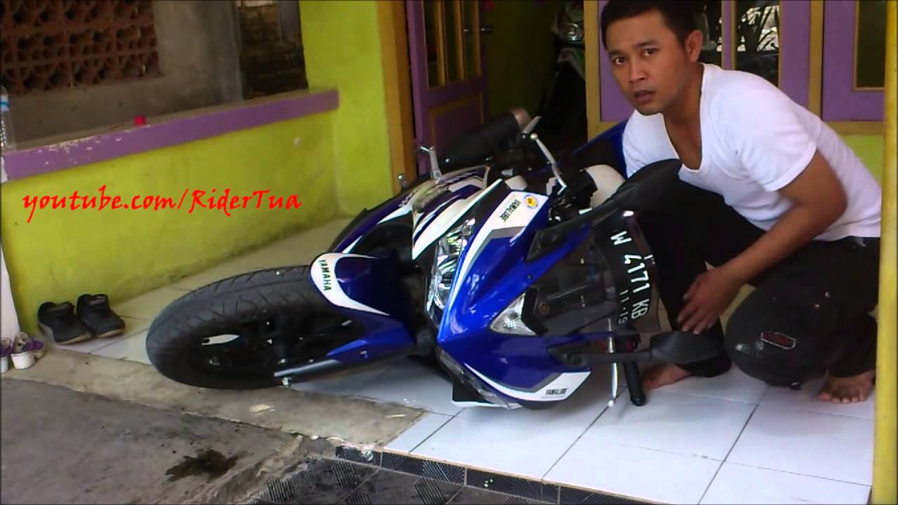 Cara Asyik Mengangkat Motor Sport 250 Cc Yang Terguling YouTube