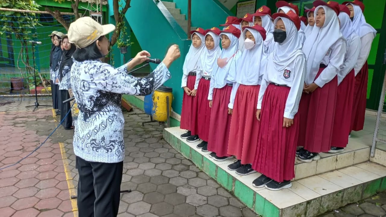 Peringatan Hari Guru Nasional 2022 SD N 3 Imogiri