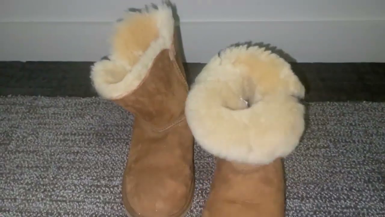 UGG Women's Bailey Button II Boot Review, Cute And Stylish Boots! My Favorite!