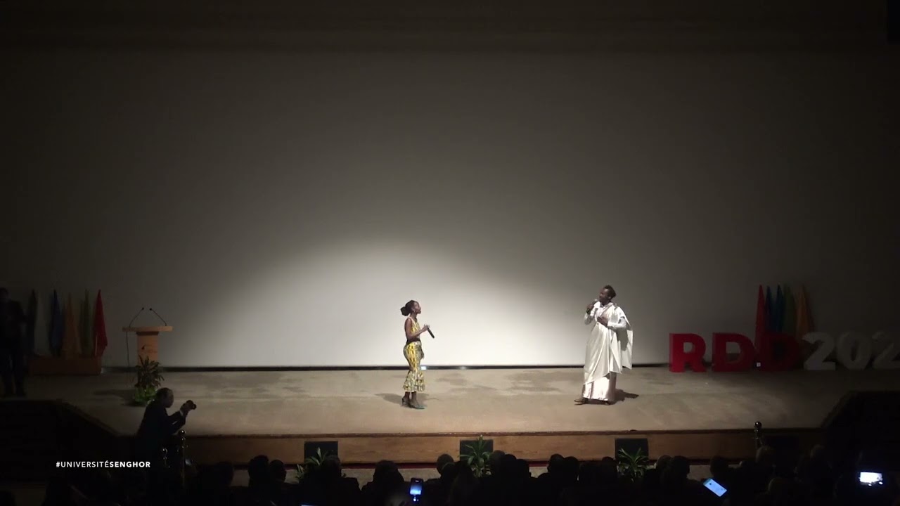 Cérémonie de remise des diplômes aux étudiants de la 18e promotion de l'Université Senghor